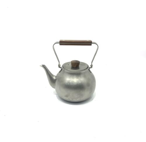 ابريق شبيه ميزاكي فضي مطفي 650 ملي