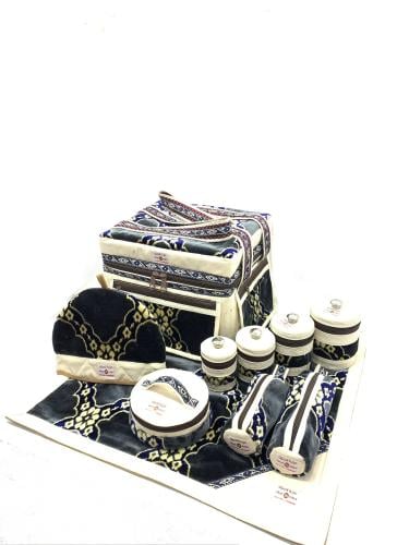 بكج عزبة قماش تركي مع ابيض مطرز