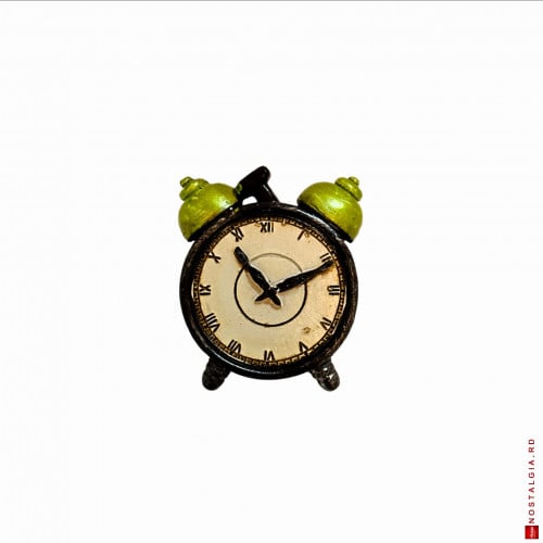 نموذج ساعة كلاسيك مغناطيس