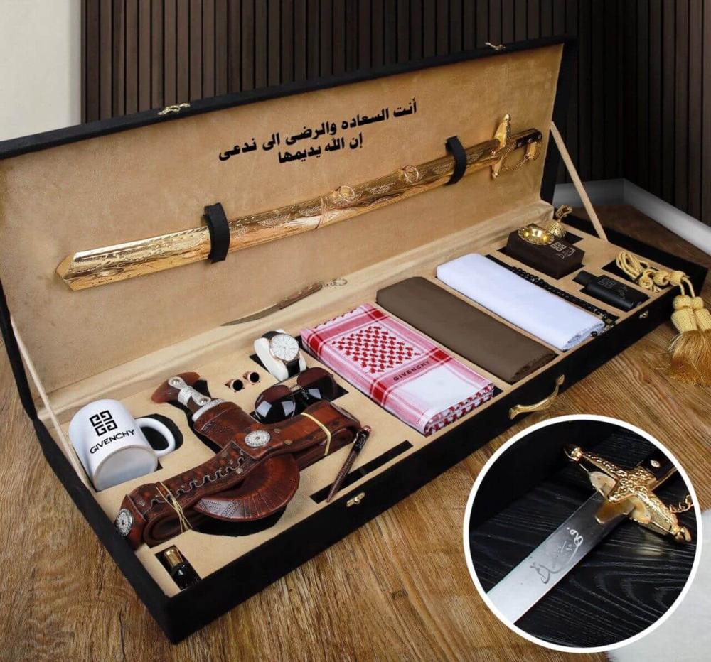 هدايا رجالي بوكسات افكار هدية رجاليه تراثي قماش صيفي شماغ سيف بالاسم