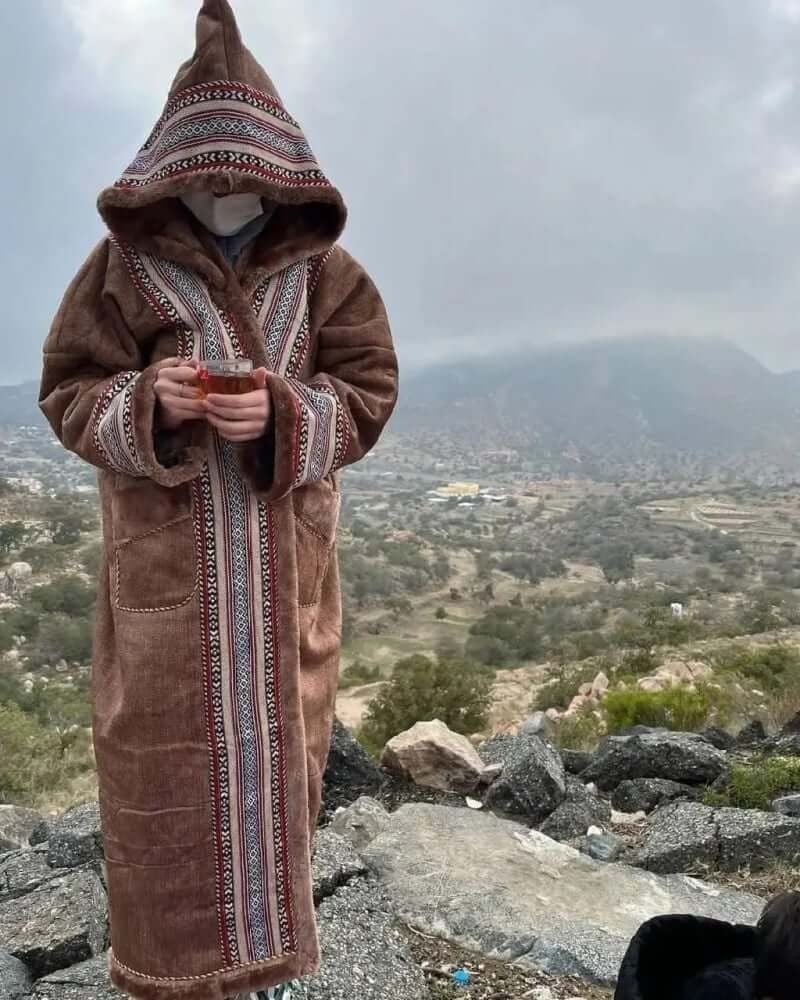 فروة نسائي لون بني