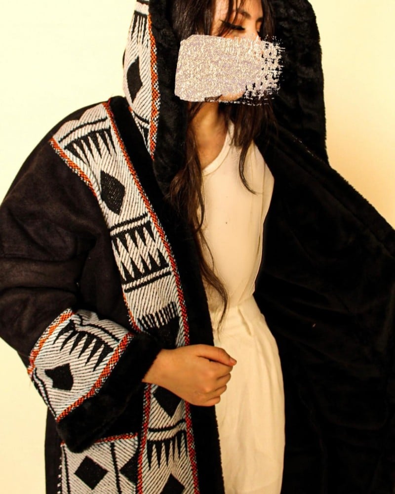 أجمل الفروات الشتويه سدو فروه نسائي اسود فروات شتويه نسائية فخمه شتاء