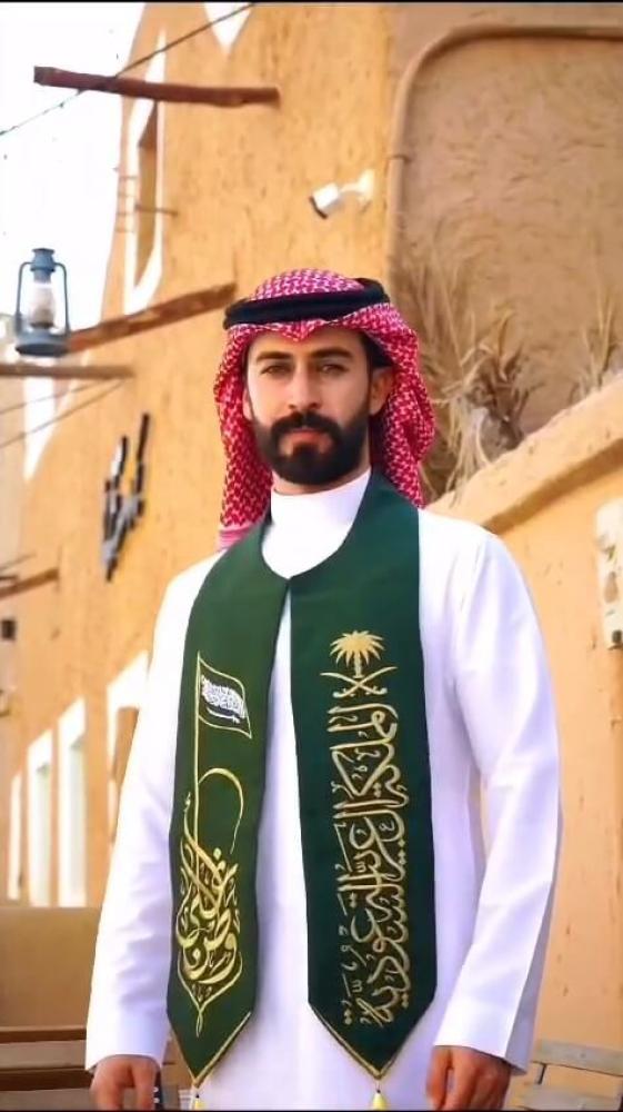 شال اليوم الوطني السعودي 94 وشاحات شالات الوطن افكار للاحتفال رجالي