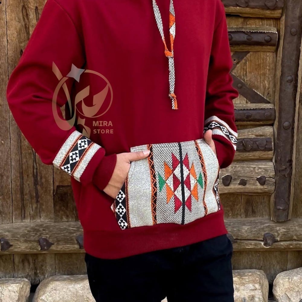 بلوفرات رجالي شتوي احمر مزين بالسدو بلوفر شتويه رجالية هودي سدو