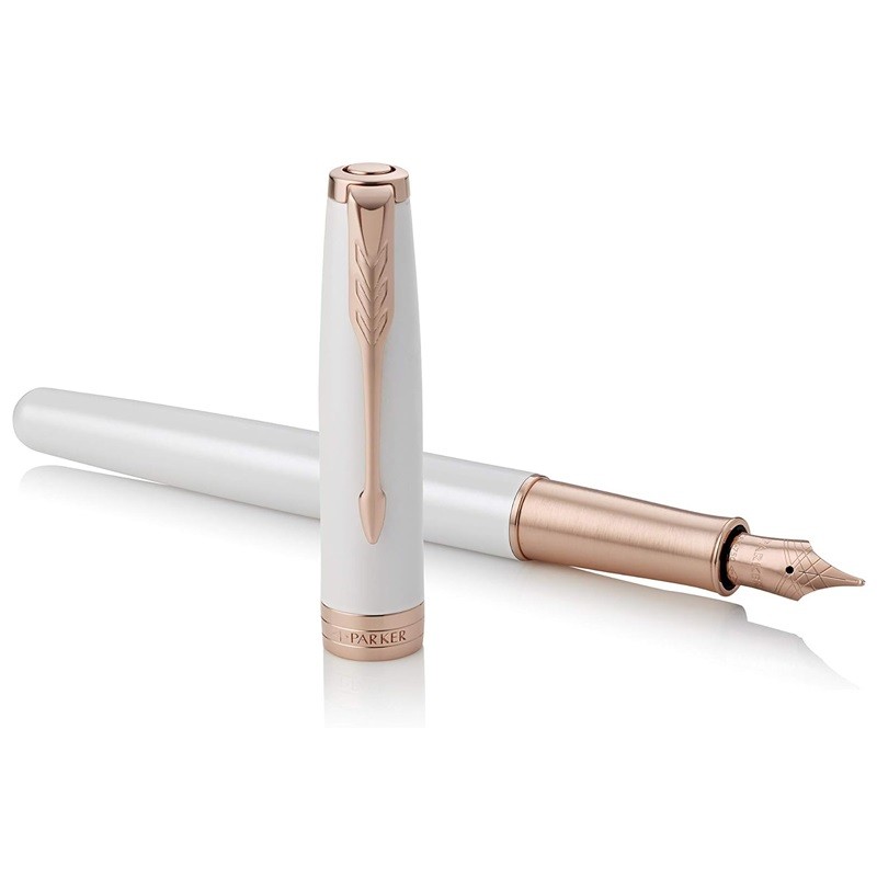 PARKER Sonnet Fountain Pen, Pearl Lacquer Rose with Gold Trim, Solid 18k Gold Medium Nib