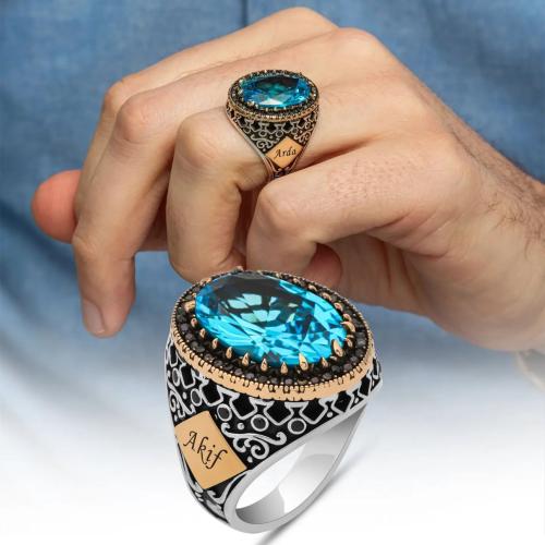 A ring with a luxurious design made of pure silver, studded A ring with a luxurious design made of pure silver, studded
