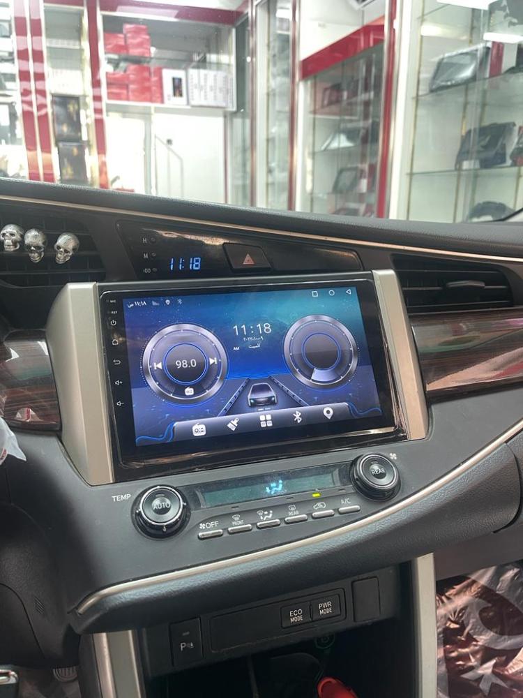 شاشة تويوتا انوفا 2016-2022