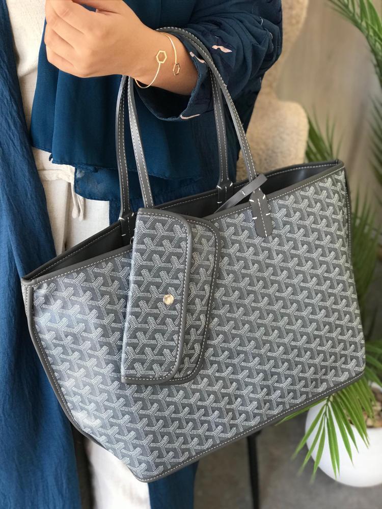 شنطة كبيرة انيقة الوان مدمجة