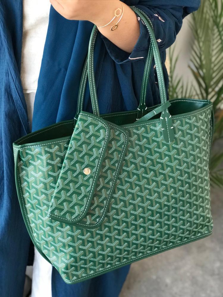 شنطة كبيرة انيقة الوان مدمجة