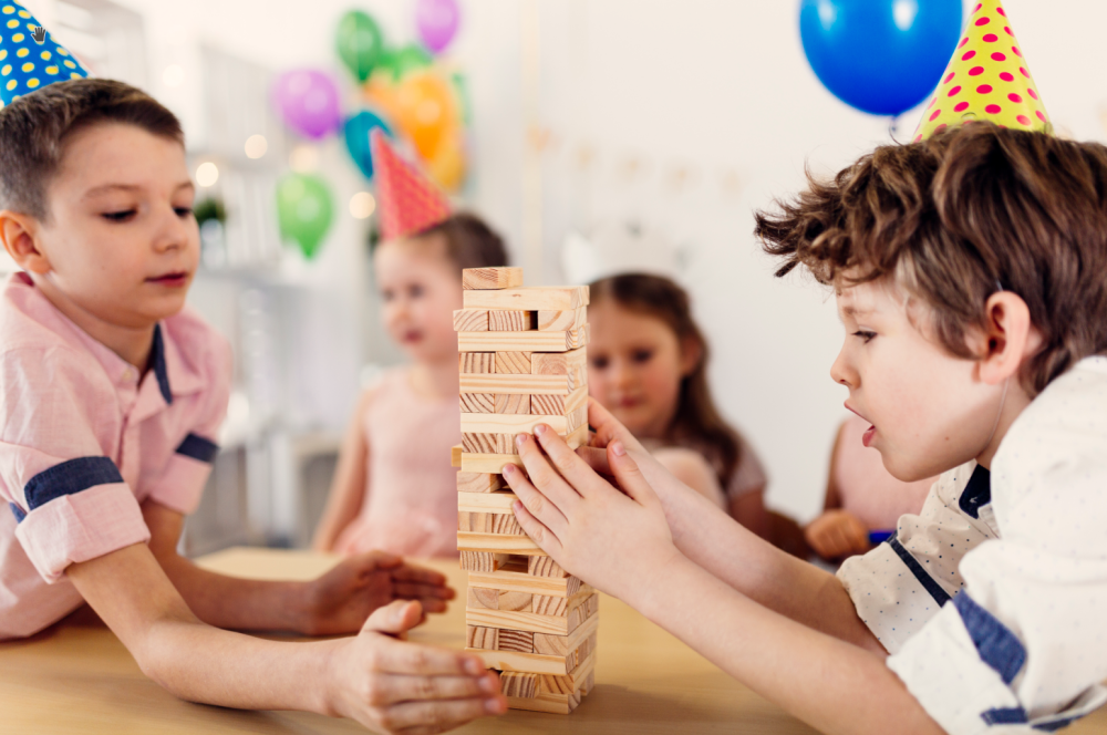 ألعاب الأطفال: كل ما يحتاجه طفلك للعب والمرح مع متجر بيت الشجرة