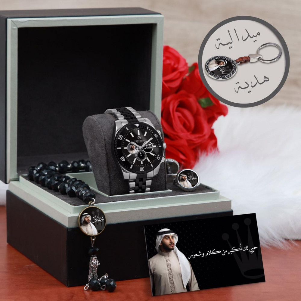 طقم ساعه رجالي عصريه حديثه بتصميم الاسم مع اكسسوارت
