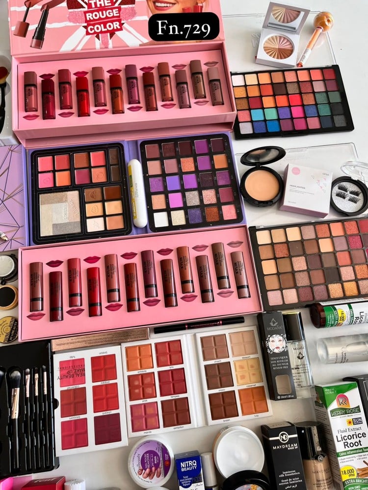 مجموعة مكياج روعه