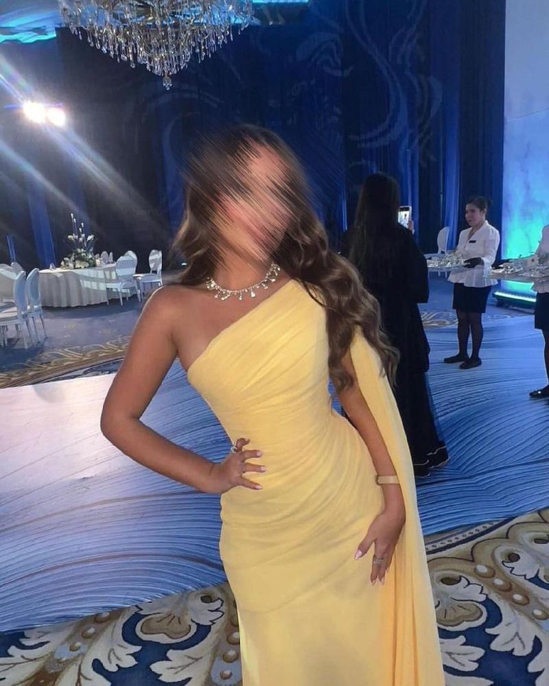 فستان ناعم ليموني طويل شيفون بكتف