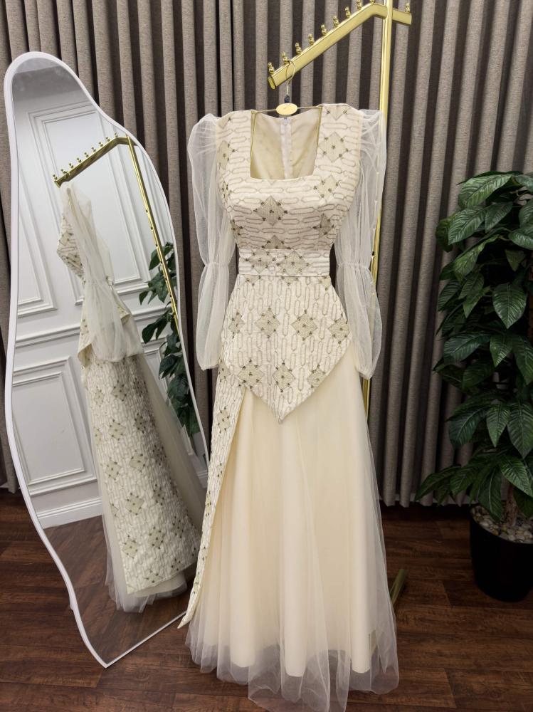 فستان رمضاني تل اوف وايت