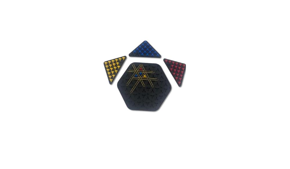 شرح لعبة تريغل شطرنج المطاط