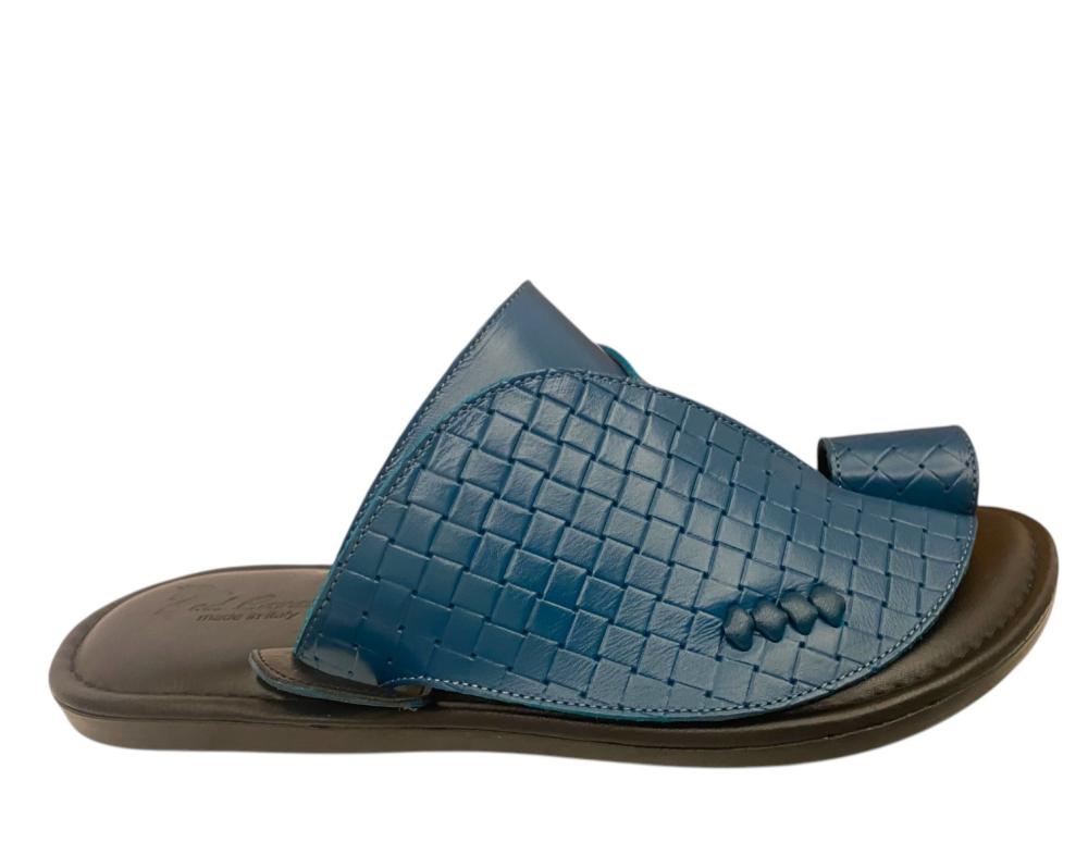 حذاء شرقي إيطالي جلدي بنقش مميز