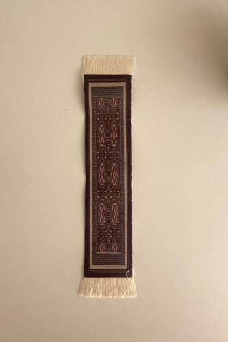 فاصل كتاب Brown,carpet inspired