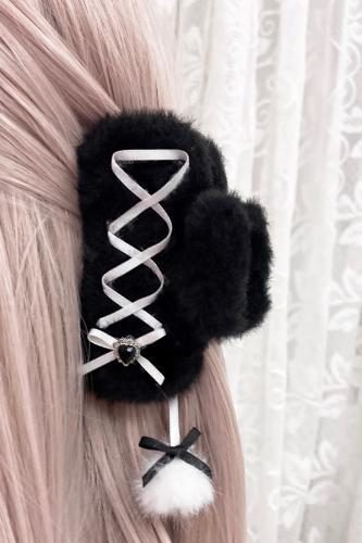 Black snowy dolly hair claw