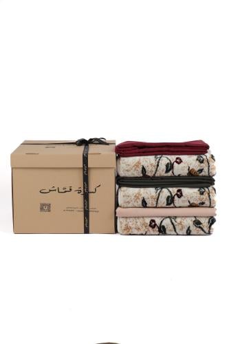 بكج ثلاث جلال الصلاة مربع مع ثلاث سجاد ( ملون )