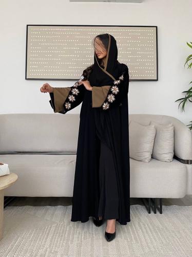 عباية جمانه بني