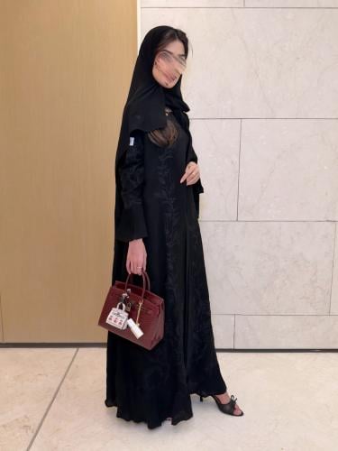 عباية منال