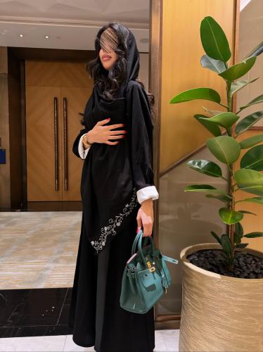 عباية شروق نص كلوش