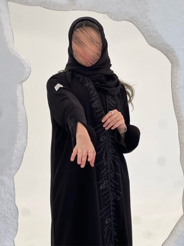 عباية سحر اسود