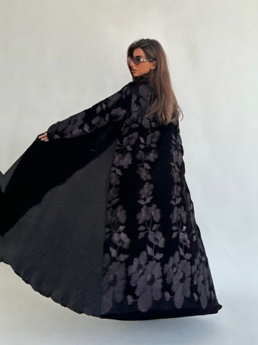 عباية مروج اسود