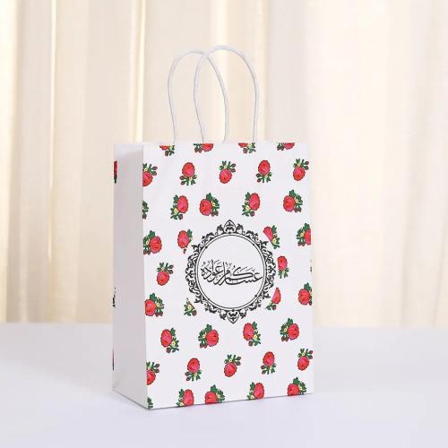 اكياس هدايا 12 حبه طول 20 سنتم عرض 15 سنتم