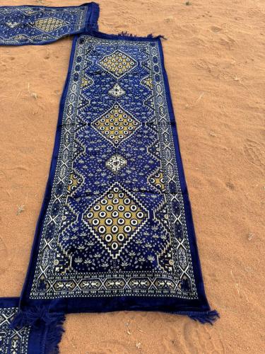 مده تركي 200*70 ازرق عامق رقم 1