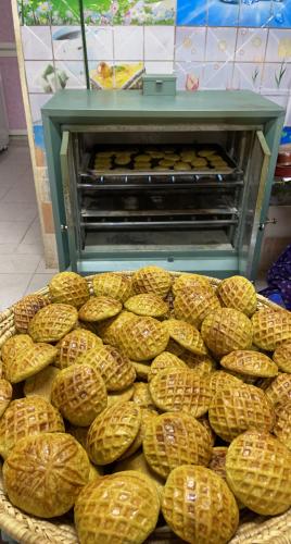 كليجا ام بيشو الرايه  الكرتون 40 حبه