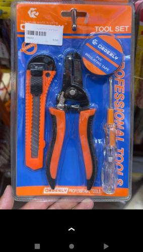 طقم ادوات كهربائيه