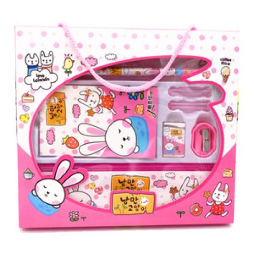 مجموعة ادوات مدرسية