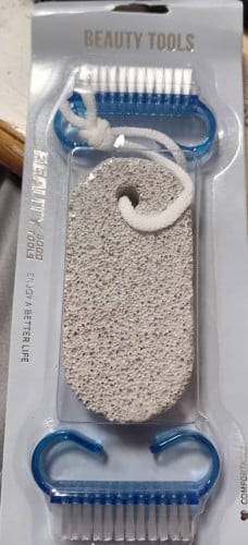 حجر تنظيف القدم