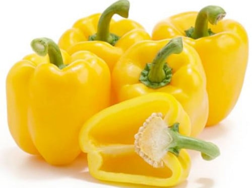 فلفل رومي اصفر 500غرام (مزارع محلية)