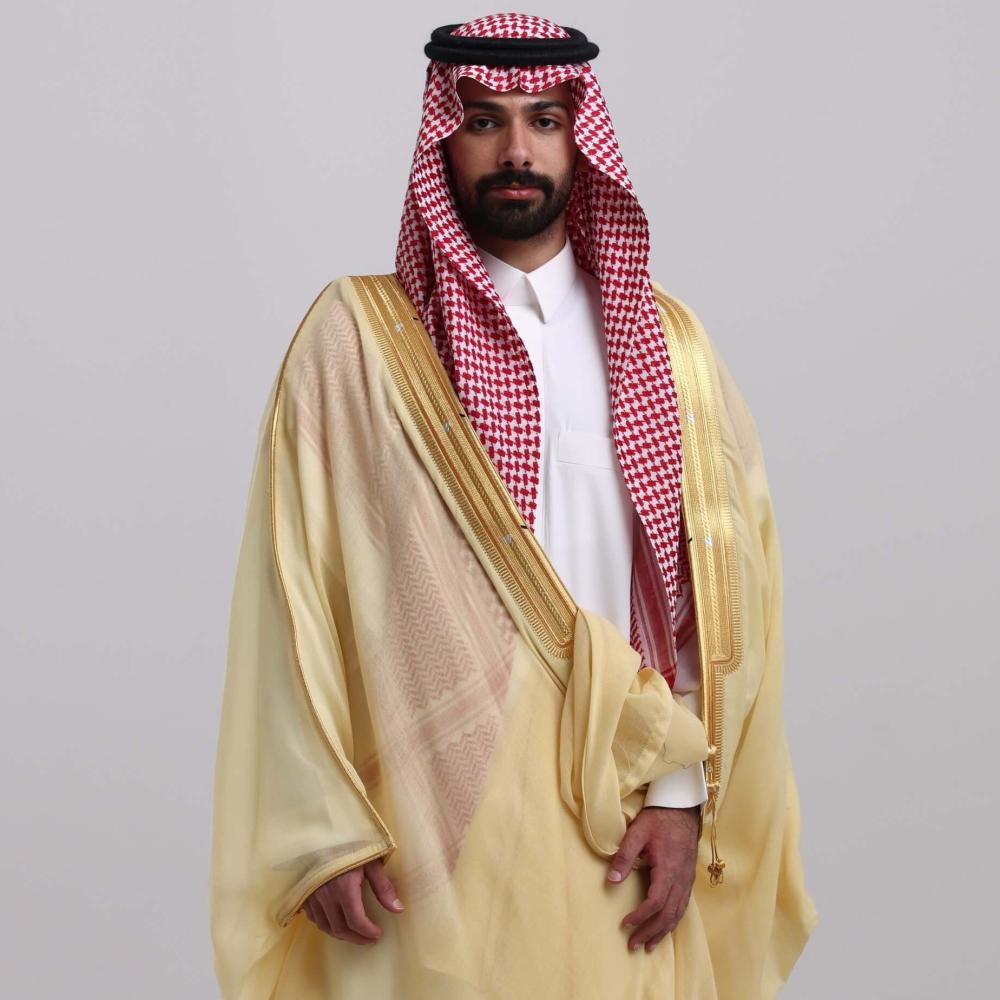 تجارب العملاء مع البشت