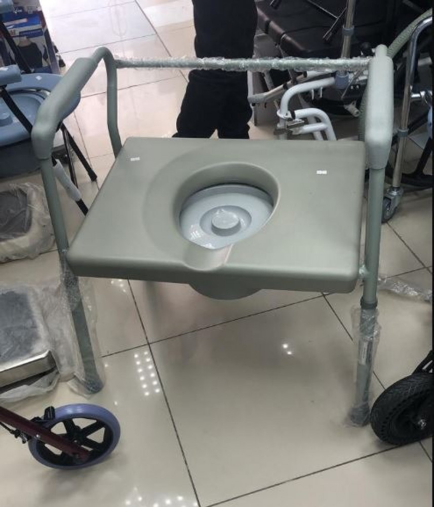GT7013 مقعد 24 انش عريض للغاية من Commode (rite careغطاء 200 (كرسي حمام (200 كجم (Kg