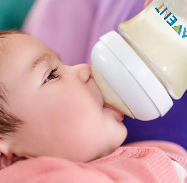 رضاعة أطفال عنق عريض بحلمة طبيعية مضادة للمغص وخالية من BPA