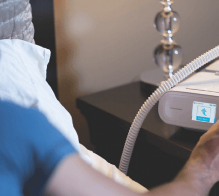 جهاز CPAP فيليبس DreamStation مع قناع | لتنظيم التنفس بالمستشفيات