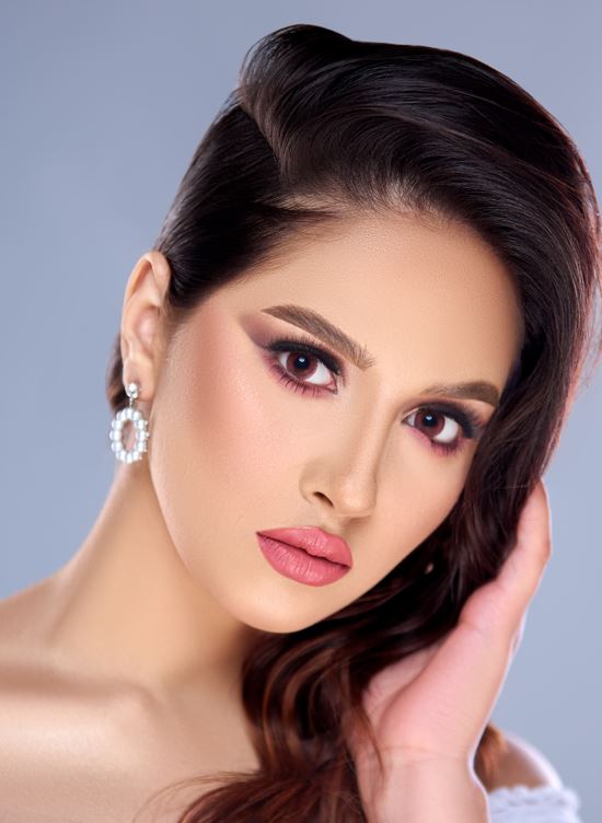 عدسات ملونة طبية من ماجيك Magic بلون تركواز عبوة عدستينعدسات ملونة طبية من ماجيك Magic بلون تركواز عبوة عدستين