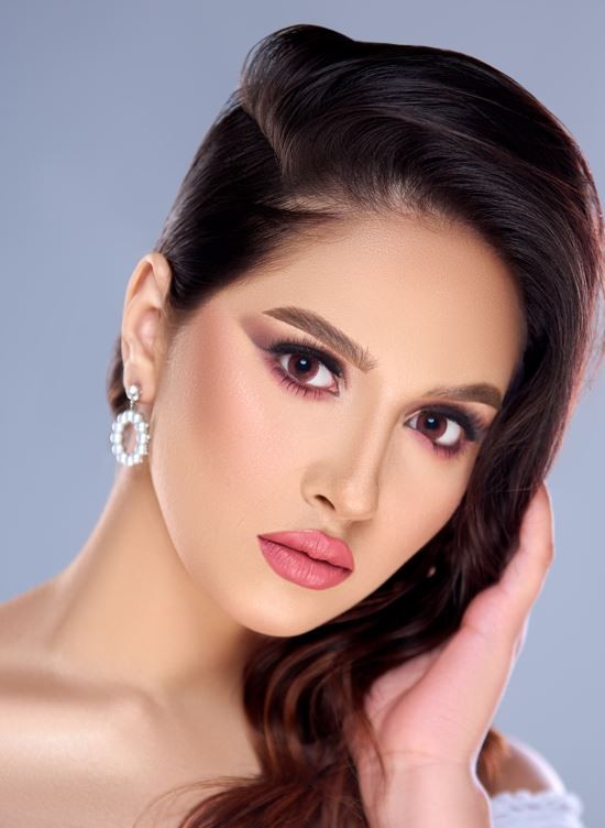 عدسات ملونة طبية من ماجيك Magic بلون تركواز عبوة عدستينعدسات ملونة طبية من ماجيك Magic بلون تركواز عبوة عدستين