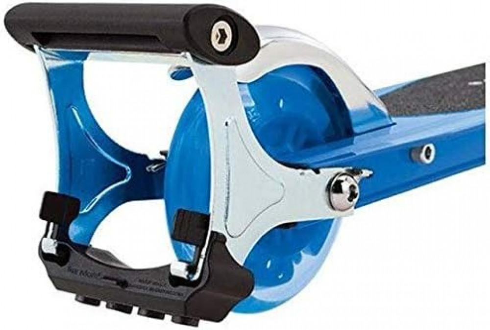 رازور سكوتر سبورت كيك من اس سبارك