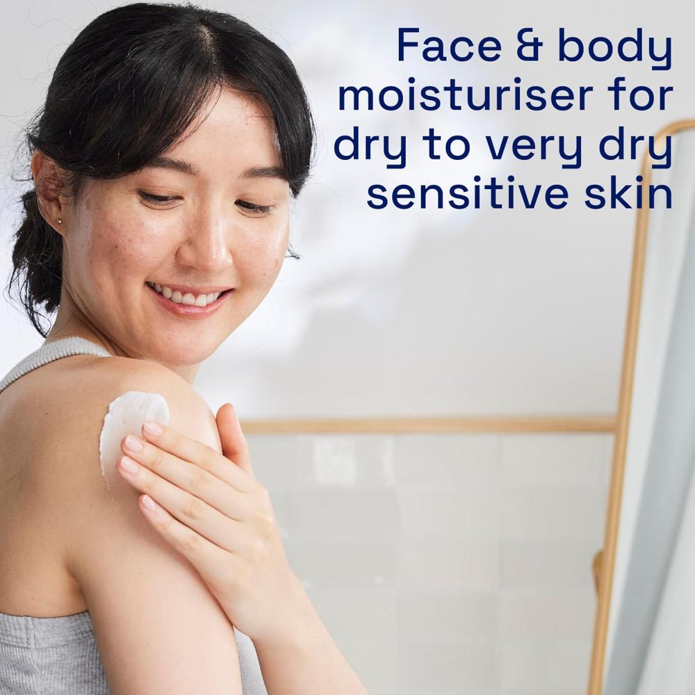 كريم مرطب من سيتافيل (Cetaphil) لترطيب طويل الأمد 453 جم