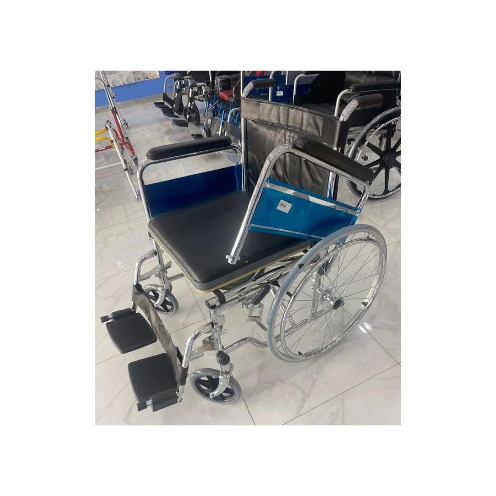 كرسي طبي متحرك ب كفر خلفي كبير بقاعدة حمام مقاس 51سم