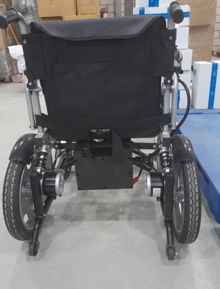 كرسي متحرك كهربائي MOPW001 قابل للطي مقاس 41 سم مع عصا تحكم