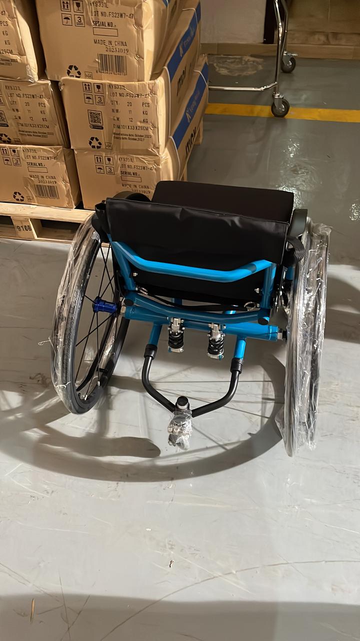 كرسي طبي متحرك رياضي كاياردا KY778L-A-38 إطار ألومنيوم مقعد 38 سم