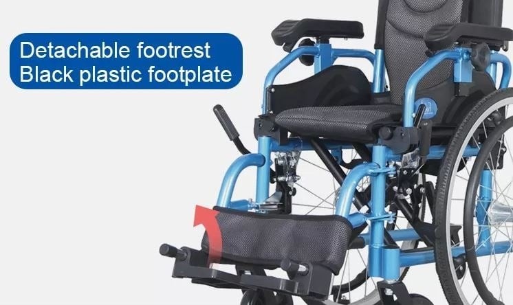 كرسي طبي متحرك بي كير KY980LQ مقاس 35سم خفيف قابل للطي