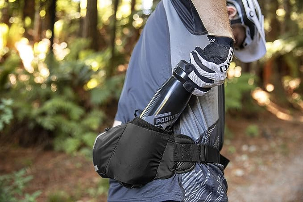 زجاجة مياه بوديوم سعة 21 اونصة من كامل باك، بلون كحلي بيرل