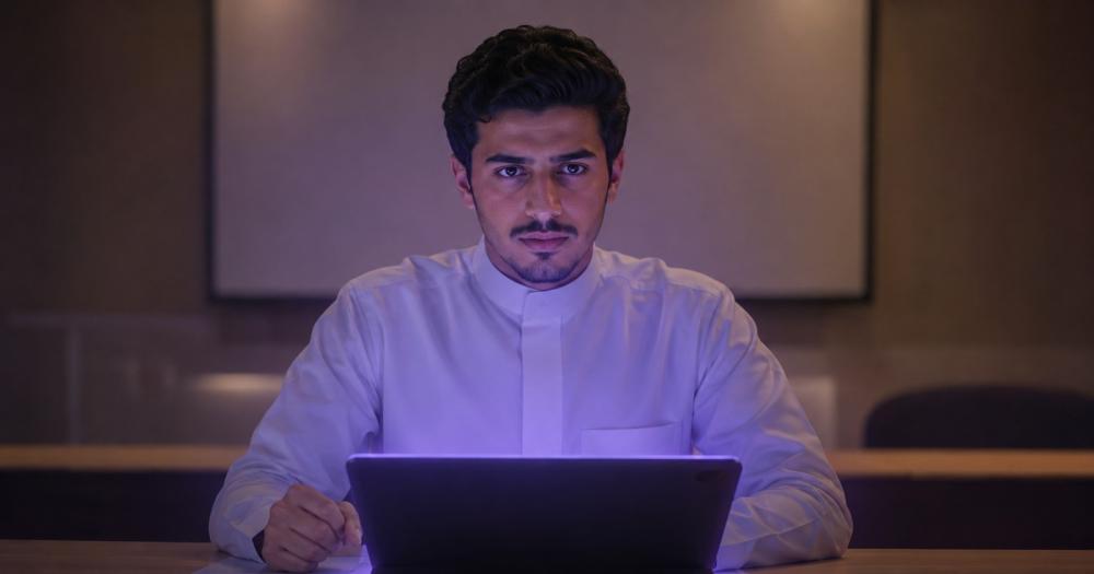 لماذا تتجمد أمام لجنة المناقشة رغم معرفتك الكاملة ببحثك؟