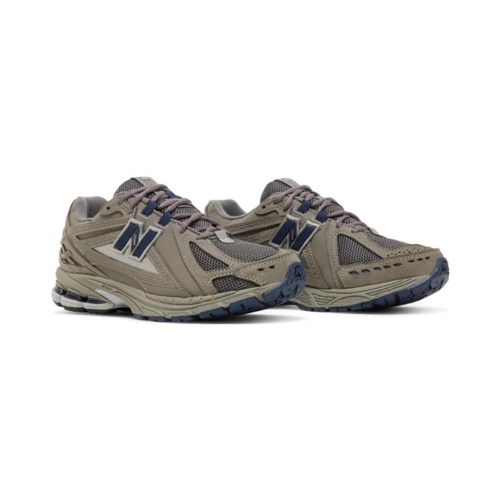 حذاء نيو بالانس 1906 بني | New Balance 1906 brown shoes
